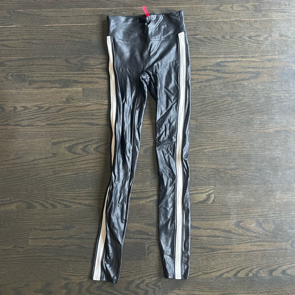 Spanx - faux, leather side stripe legging - XS